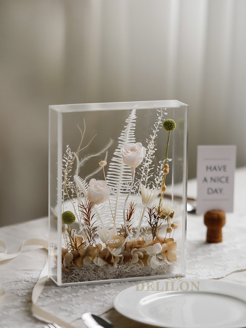 Dried Flowers Decorative Acrylic Frame Box Birthday Gift Desk Decor Preserved Flowers Bouquet